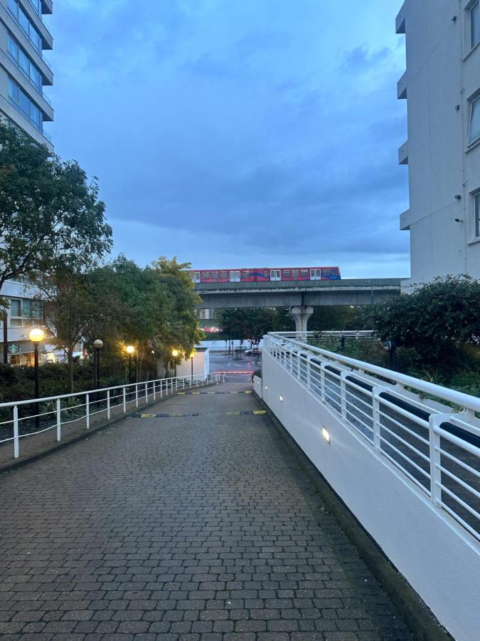 Apartment Specious In Canning Town